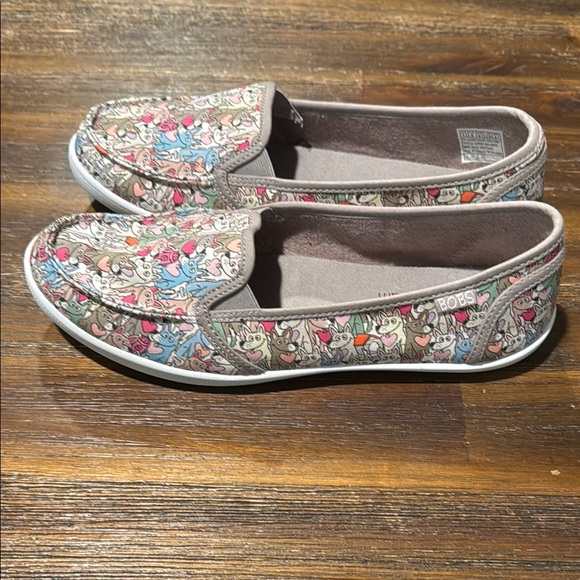 Multicolor Flats - Picture 2 of 4